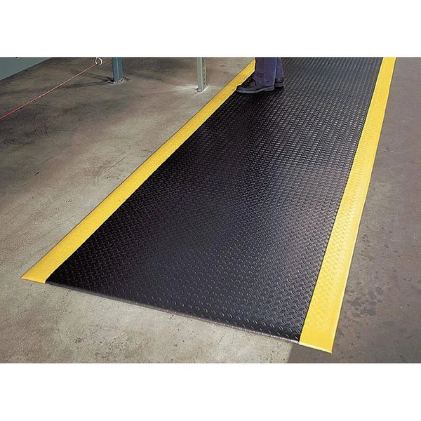 Notrax 419S0312BY Antifatigue Runner, black, yllwbrdr, 3X12Ft