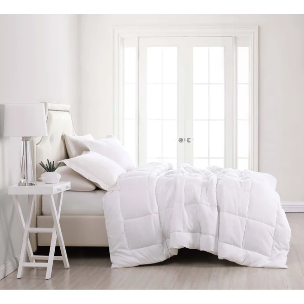 Truly Soft Seersucker King Down Alternative Comforter - White
