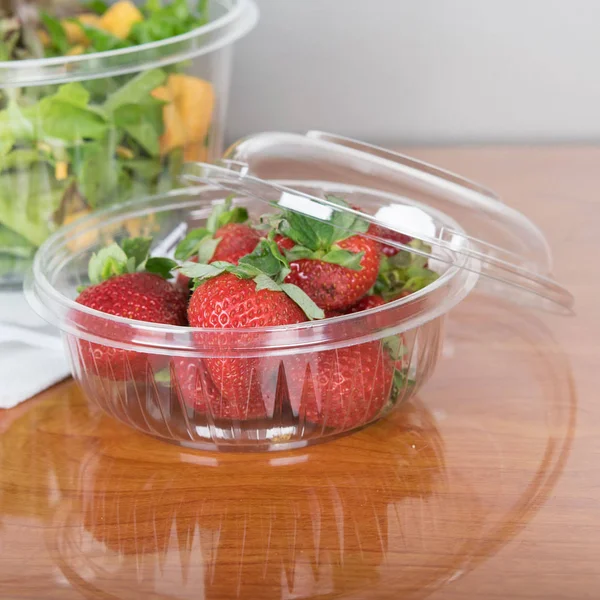Dart PET12BCD PE 12 oz Clear Bowl with Dome Lid - Pack of 252