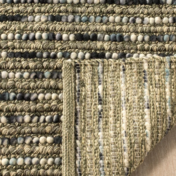 Safavieh Bohemian Grey Area Rug; 4& x 6&