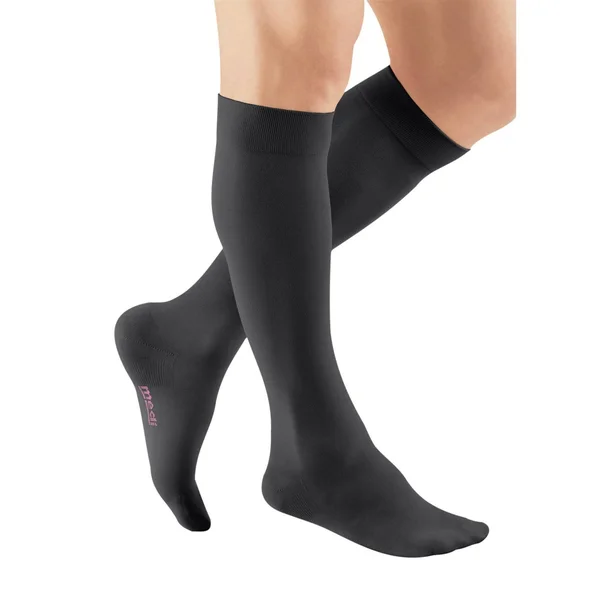 Mediven Plus - 20-30 mmHg, Calf High, Closed Toe Beige, II