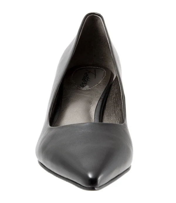 Women's Trotters Paulina Pump, Size: 7.5, Black