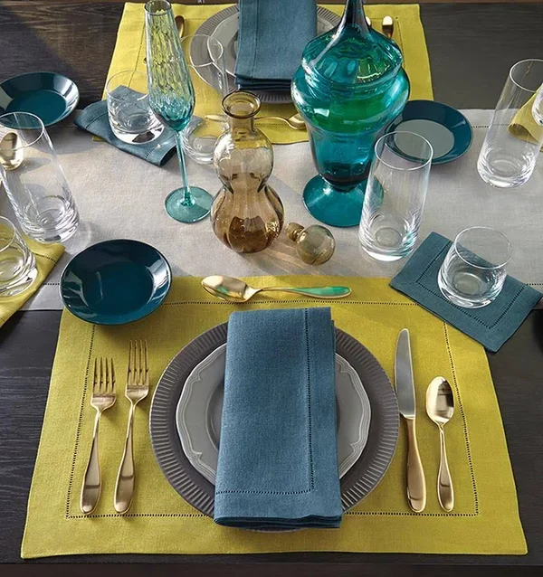 Sferra Festival Dinner Napkins, Set of 4 - Curry