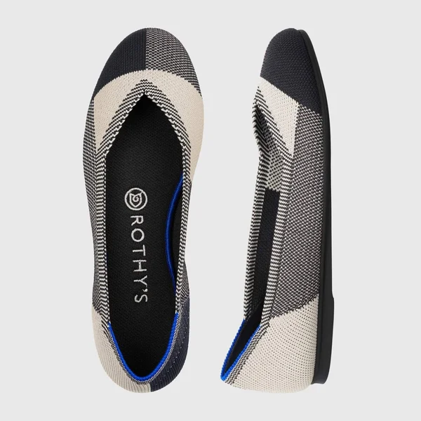 The Flat - Captoe Black by Rothy’s 9.5, Captoe Black