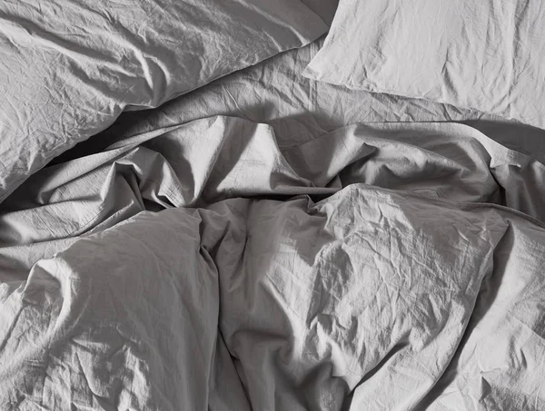 Coyuchi, Organic Crinkled Percale Fitted Sheet Cal King Pewter