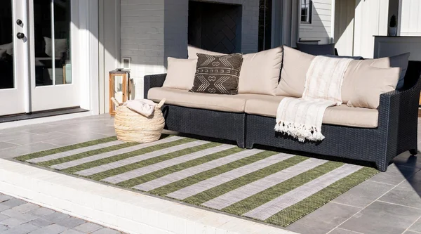 Unique Loom Distressed Stripe Outdoor Rug - Green, 7x10 ft