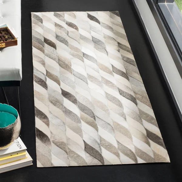 Safavieh Studio Leather STL701A 2&3x22 x 7&0x22 Runner Ivory, Grey Area Rug