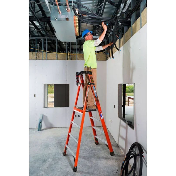 Werner 9ft Reach Height Fiberglass Podium Ladder 3ft Type iA PDIA03