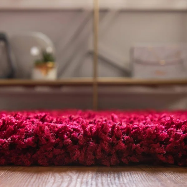 Unique Loom 3151394 8 x 10 ft. Solid Shag Oval Rug Cherry Red