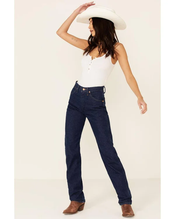Wrangler Women's Prewashed Cowboy Cut Slim Fit Jeans
