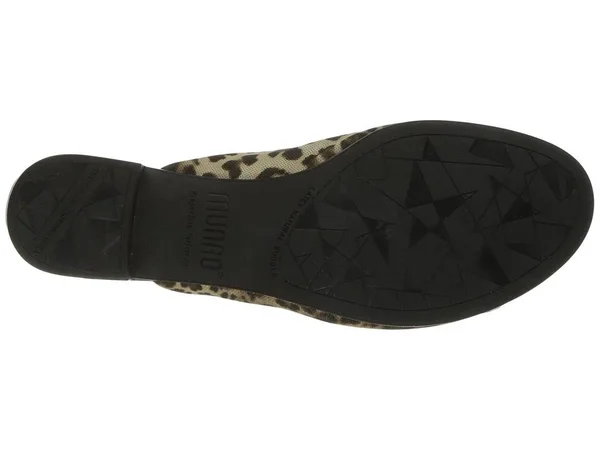 Munro Shoes Women's Sandal Tan Leopard Beth Stretch Sandal 10 M