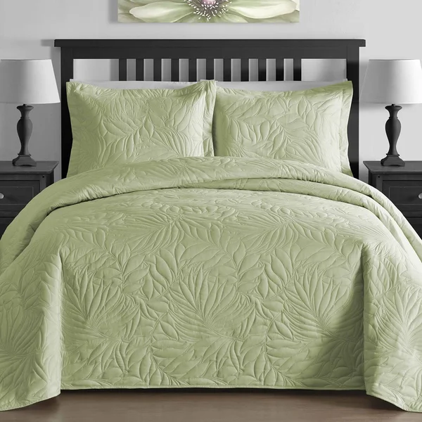 Comfy Bedding Extra Lightweight and Oversized Thermal Pressing Leafage 3-Piece Coverlet Set (King/Cal King - Beige)