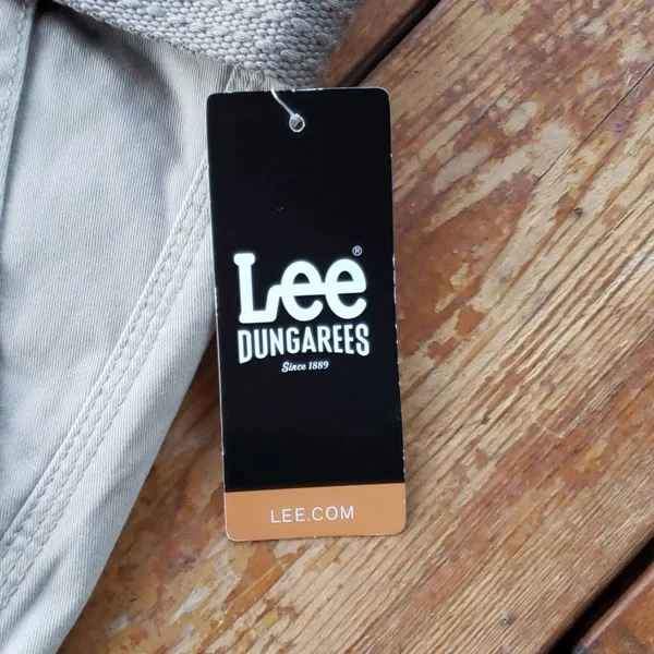 Lee Wyoming Belted Cargo Shorts Beige