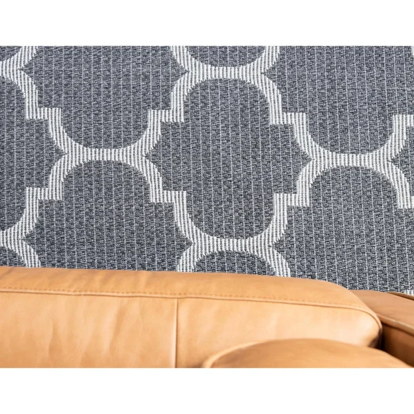 Unique Loom Decatur Trellis Dark Gray/Ivory 6 ft. 4 in. x 9 ft. Area Rug