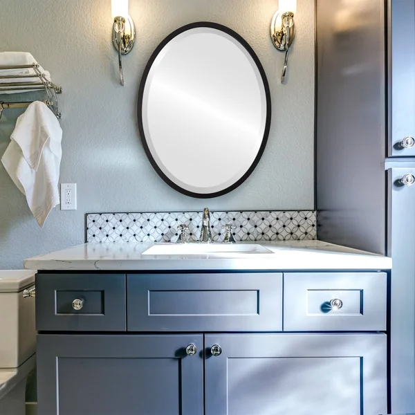 London Framed Oval Mirror - Matte Black - 25 1/8x22 x 37 1/8x22