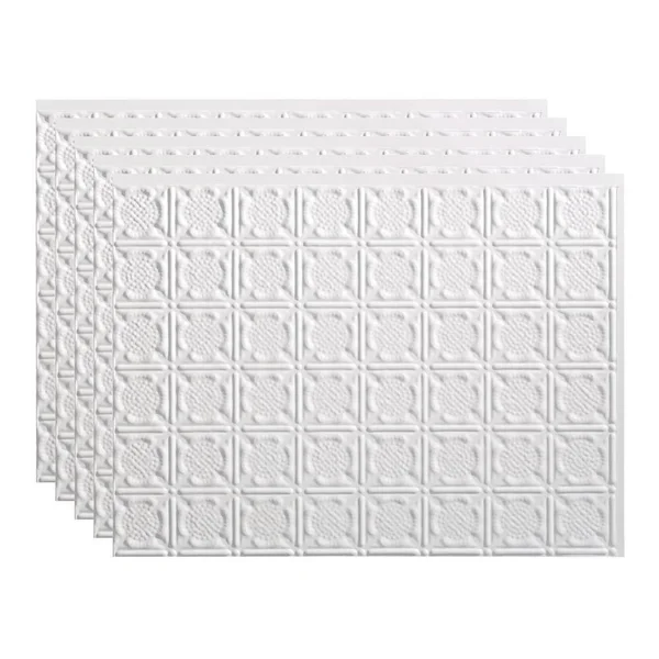 Fasade Traditional 6 Matte White Backsplash Panel 15 Sq ft Kit
