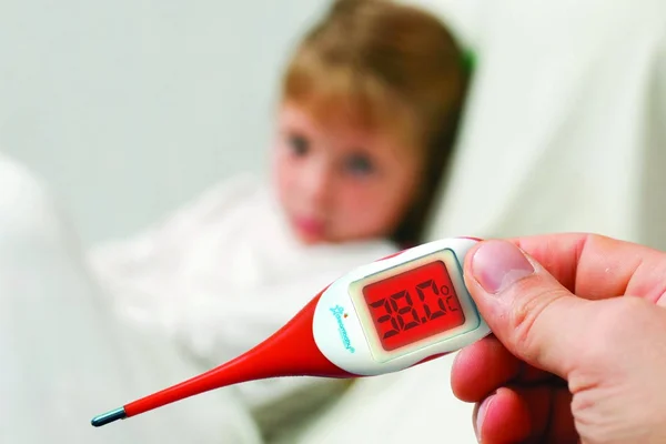 Dreambaby Rapid Response Digital Thermometer