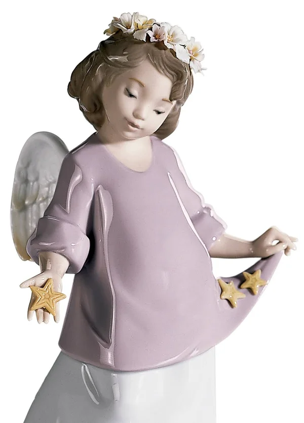Lladro Heavenly Stars Angel Figurine, 7.5 x 4.75 inches