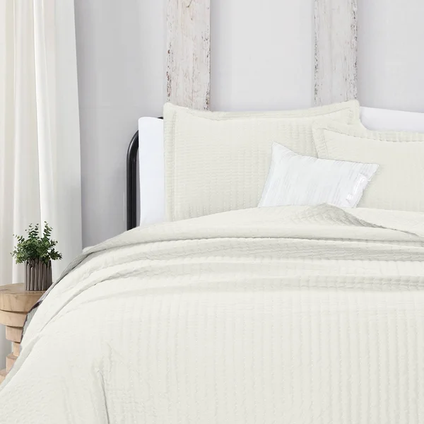 Great Bay Home Alicia Collection Channel Stitch Quilt Set Twin Cream