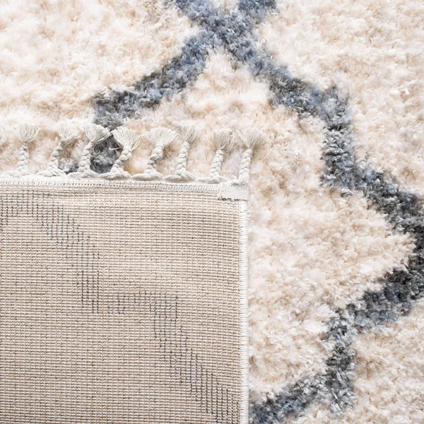 Safavieh Berber Fringe Shag 627 Area Rug, Cream, Grey, 6& x 9& Rectangle