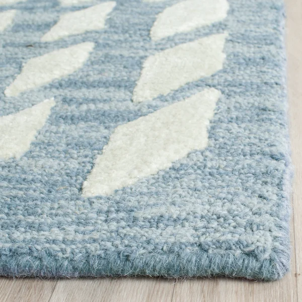 Safavieh Bella BEL126B Sand - Brown Rug 5& x 5& Square