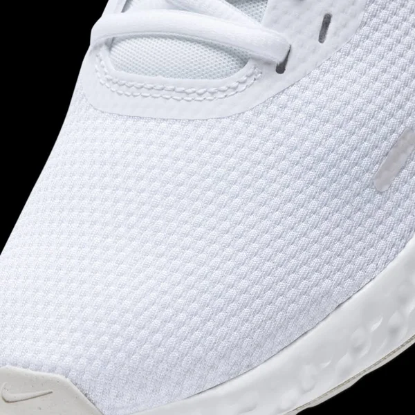 Nike Women's Revolution 5 Running Shoes, White
