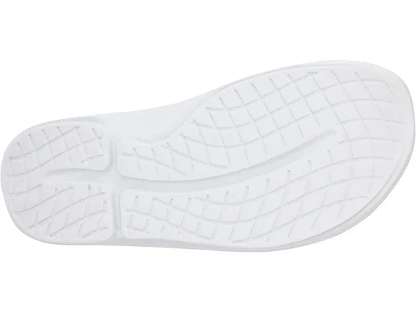 OOFOS OOahh Luxe Women's Sandals White : Women's 6 M
