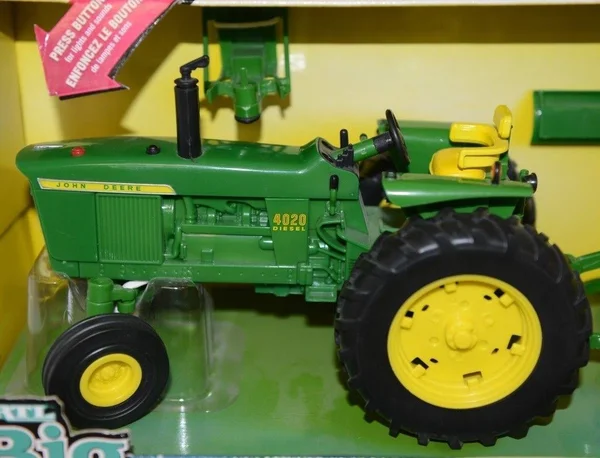 Big Farm John Deere 4020 with Rear Blade and Mower