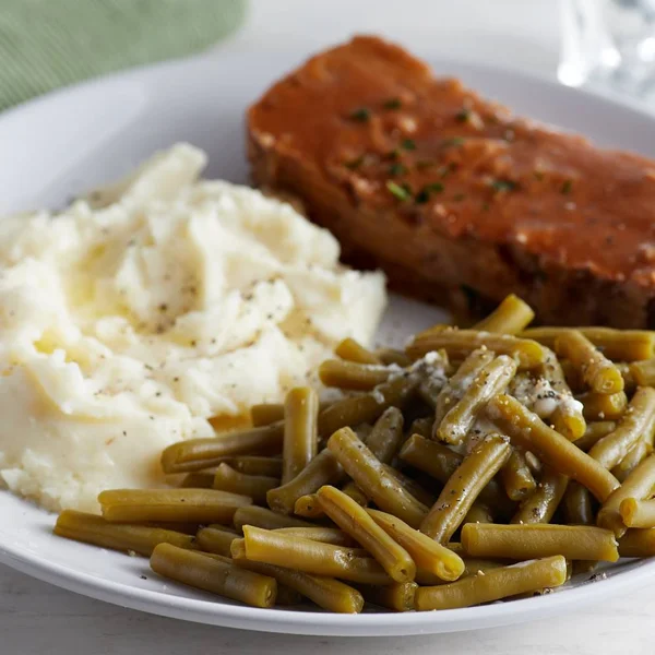 Furmano&s #10 Can Cut Green Beans - 6/Case