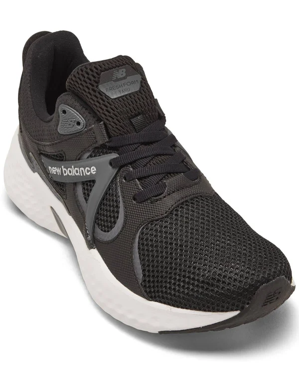 New Balance Women's Fresh Foam Yaru Running Shoes in Black Size 6.0