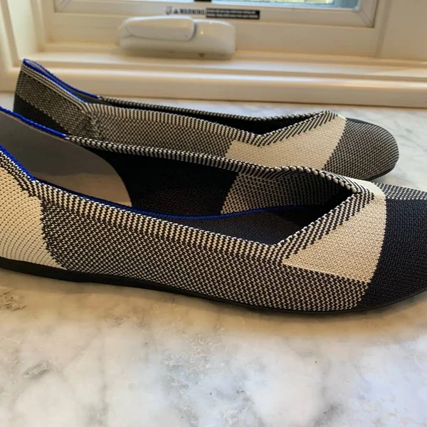 The Flat - Captoe Black by Rothy’s 9.5, Captoe Black