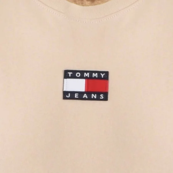 Tommy Jeans Logo T Shirt Beige