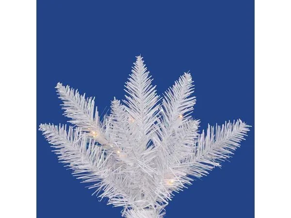 Vickerman 30 in. Sparkle White Spruce Wreath