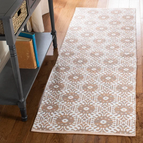 Safavieh Montauk MTK612D Area Rug Orange, Ivory 5& x 8& Rectangle