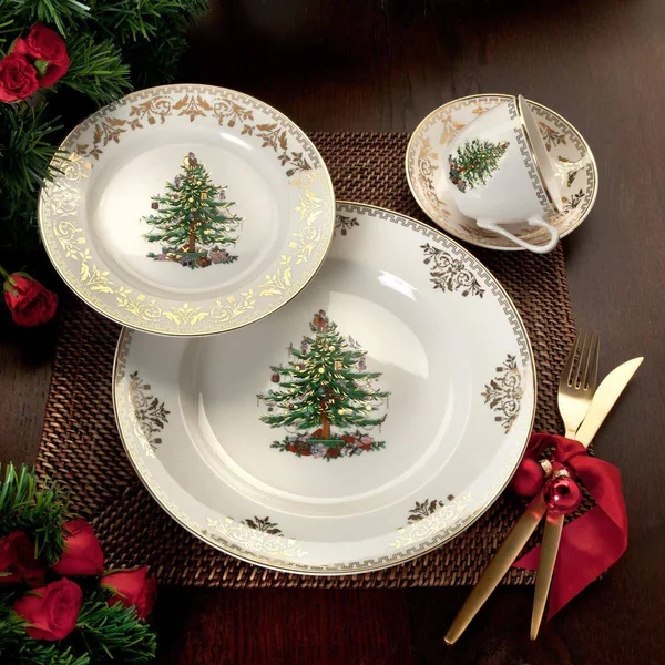 Spode Christmas Tree Gold 4-Piece Place Setting