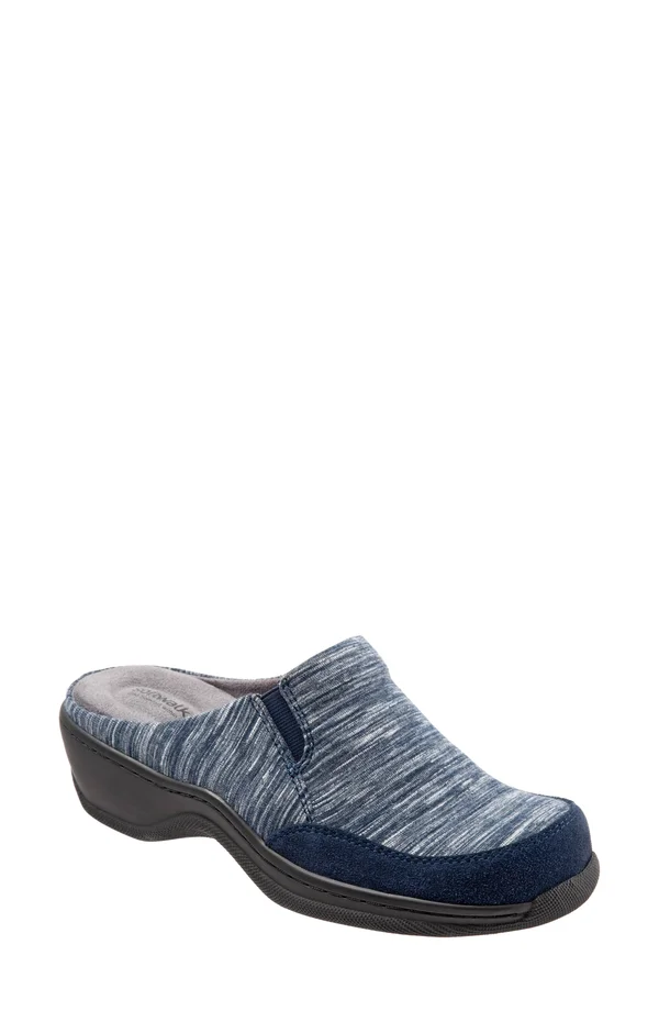 SoftWalk Women's Alcon Clog, Size: 6.5, Dark Navy Textile