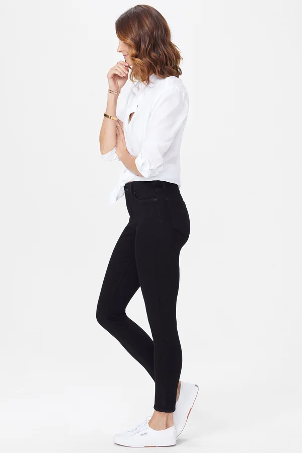 Women's Nydj AMI Skinny Jeans, Size 2 - Black