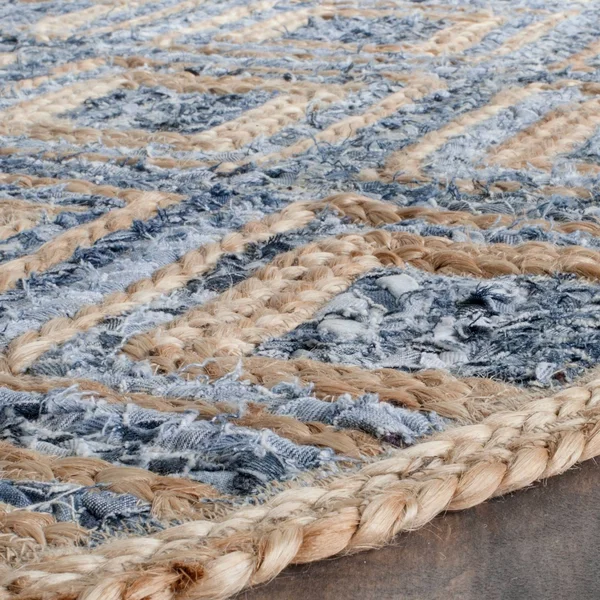 Safavieh Cape Cod Natural & Red Area Rug; 5& x 8&