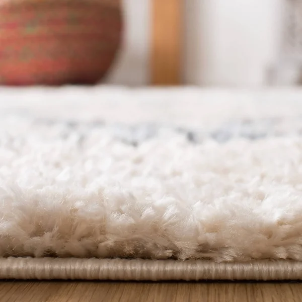 Safavieh Berber Fringe Shag 627 Area Rug, Cream, Grey, 6& x 9& Rectangle