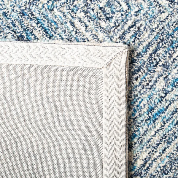 Safavieh Capri Rug Collection CPR207A - Ivory - Blue - 2&-3x22 x 9&