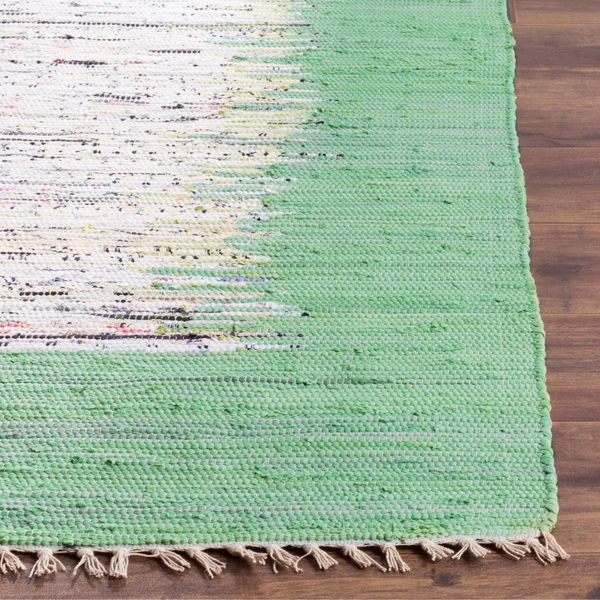 Safavieh Montauk Ivory/Sea Green 6 ft. x 9 ft. Area Rug
