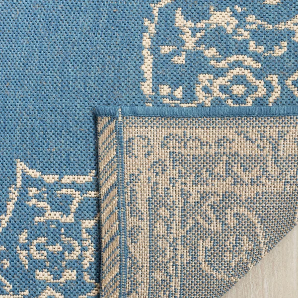 Safavieh Linden LND180Q 6&7x22 x 6&7x22 Square Red - Creme Area Rug