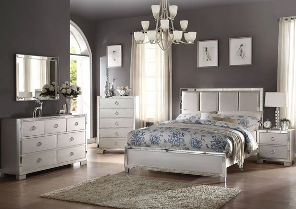 Acme Furniture Voeville II Chest - Platinum