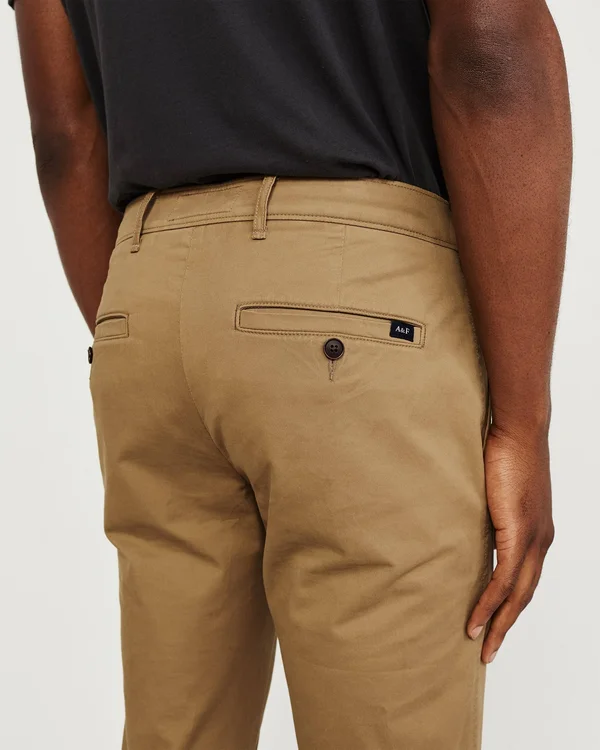 Abercrombie & Fitch Men's Super Skinny Chinos in Dark Khaki - Size 31 x 32
