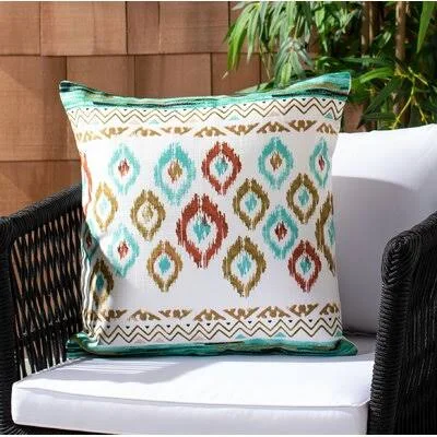 Abela Indoor/Outdoor Throw Pillow Safavieh