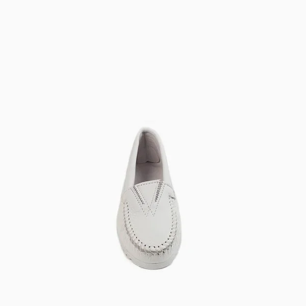 Women's Minnetonka Deerskin Gore Front Crepe Sole - Size: 10, White