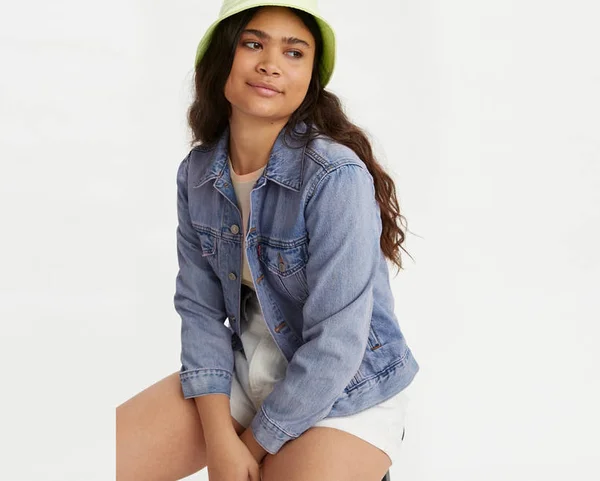 Levi&s Ex-Boyfriend Denim Trucker Jacket - Size X-Small in Across The Sky Trucker at Nordstrom
