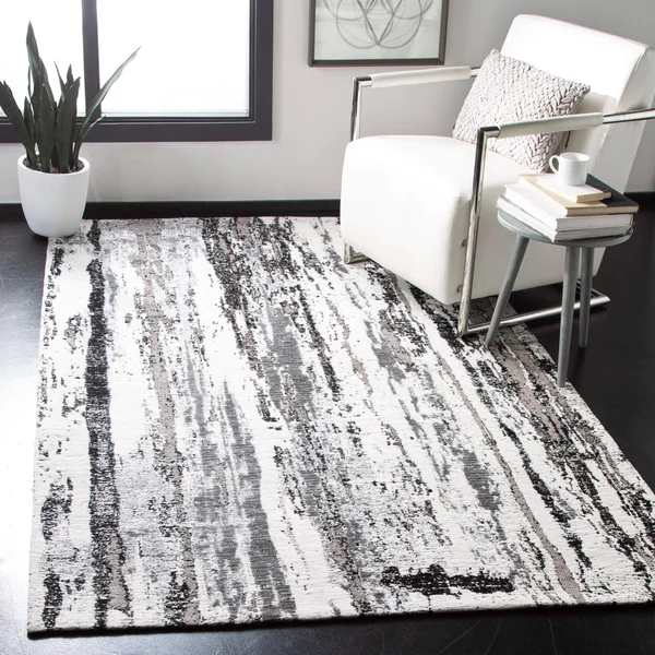 Safavieh 4' x 6' Classic Vintage CLV702P Grey - Ivory Rug