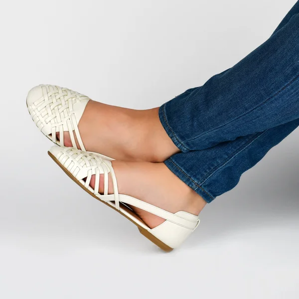 Journee Collection Women's Ekko Flat - Gray