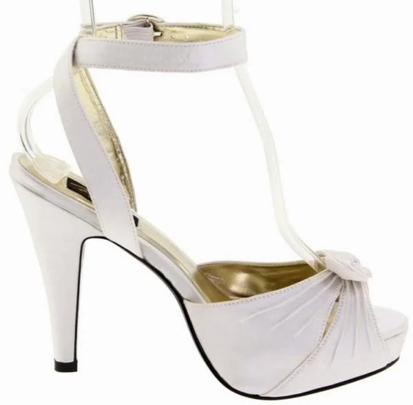 Pin Up Couture BETTIE-04, 4 1/2 inch Retro Satin Sandal - Ivory 9